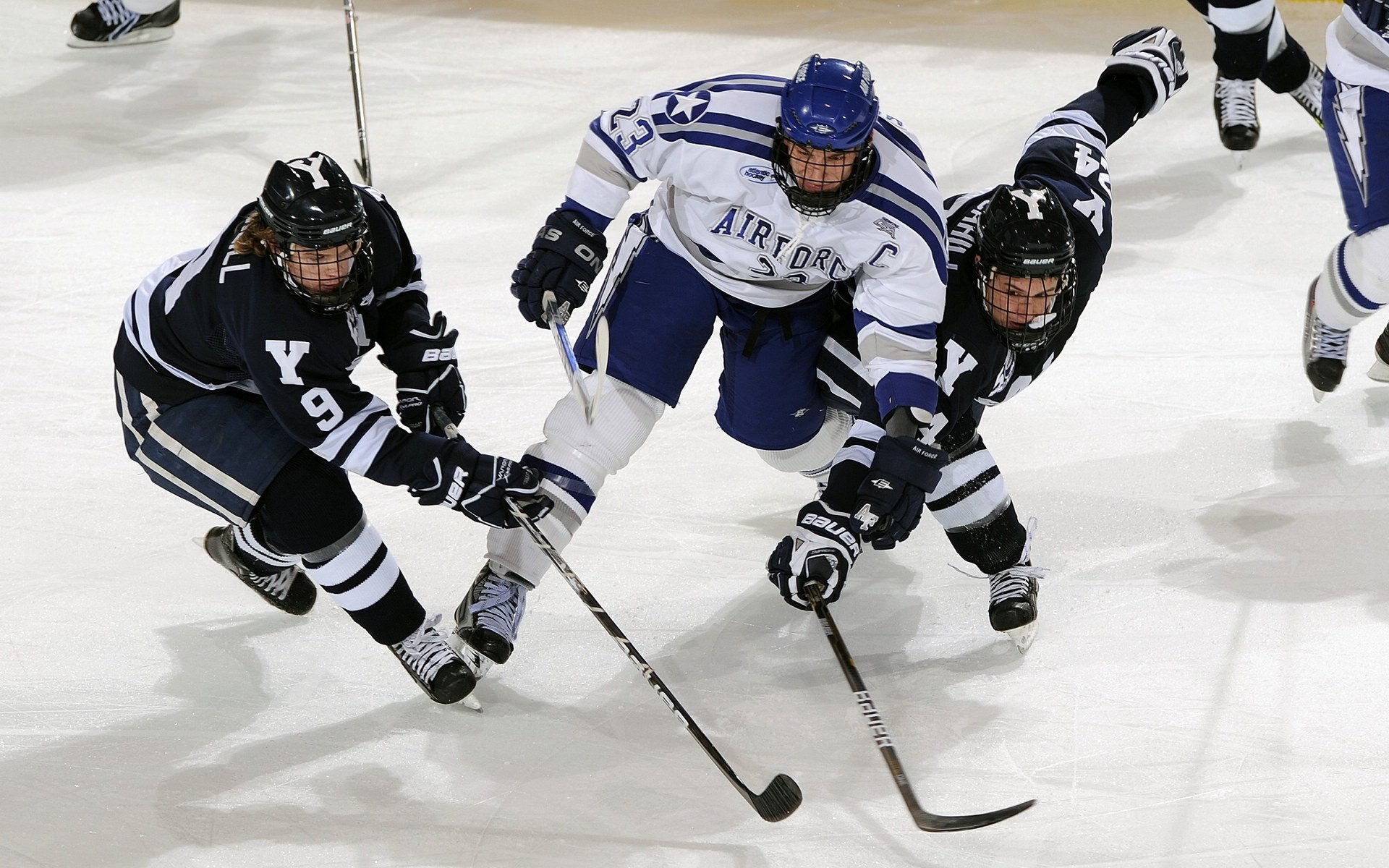 赛前速览：温网八强战巴黎圣日耳曼对阵马德里竞技，三大看点值得期待